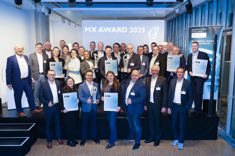 Alle Gewinner des MX Award 2025 bei der Preisverleihung 2026 bei ERCO in Lüdenscheid