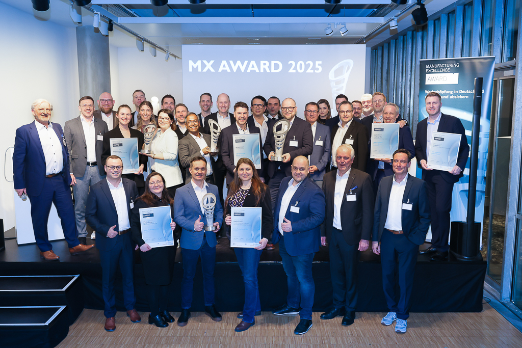 Alle Gewinner des MX Award 2025 bei der Preisverleihung 2026 bei ERCO in Lüdenscheid